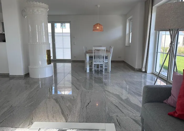 Brockies Piratenresidenz Dranske